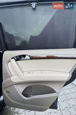 Внедорожник / Кроссовер Audi Q7 2012 в 