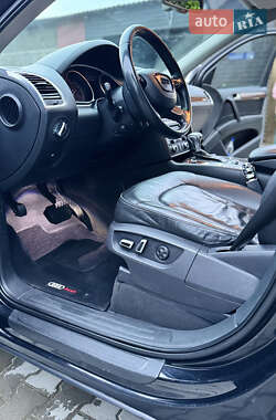 Внедорожник / Кроссовер Audi Q7 2013 в 