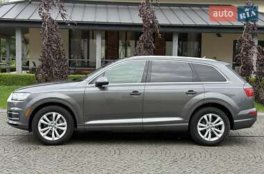 Внедорожник / Кроссовер Audi Q7 2019 в 