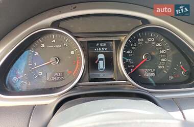 Позашляховик / Кросовер Audi Q7 2014 в 
