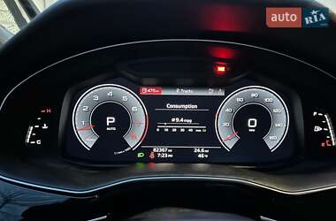 Внедорожник / Кроссовер Audi Q7 2020 в 