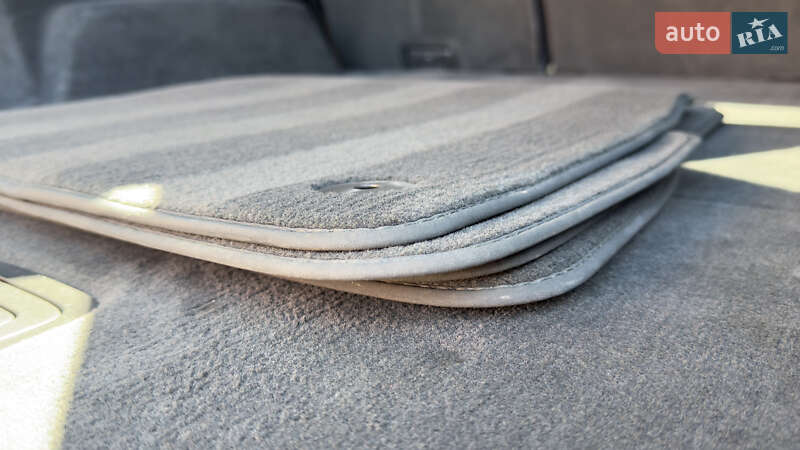 Позашляховик / Кросовер Audi Q7 2020 в Сваляві