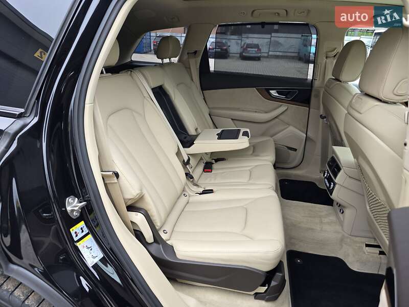 Внедорожник / Кроссовер Audi Q7 2018 в Ровно фото 60 Внедорожник / Кроссовер Audi Q7 2018 в Ровно