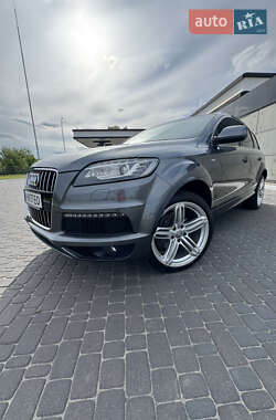 Внедорожник / Кроссовер Audi Q7 2013 в 