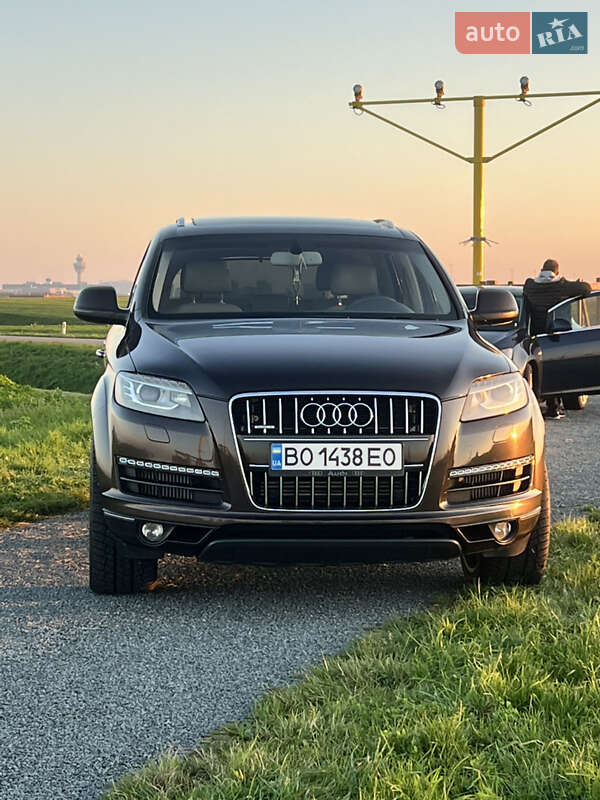 Внедорожник / Кроссовер Audi Q7 2009 в Черновцах