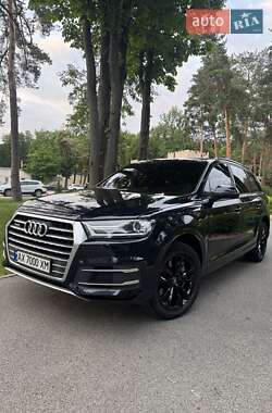 Внедорожник / Кроссовер Audi Q7 2017 в Харькове