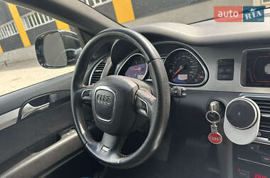 Внедорожник / Кроссовер Audi Q7 2009 в 