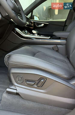 Внедорожник / Кроссовер Audi Q7 2025 в 
