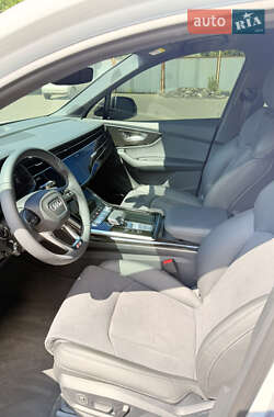 Внедорожник / Кроссовер Audi Q7 2025 в 