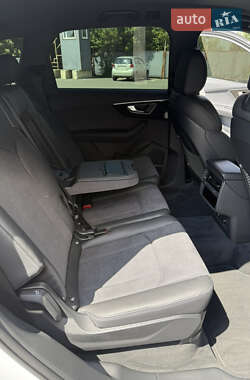 Внедорожник / Кроссовер Audi Q7 2025 в 