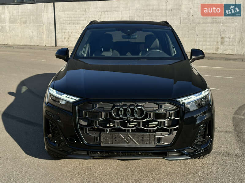 Внедорожник / Кроссовер Audi Q7 2025 в Киеве