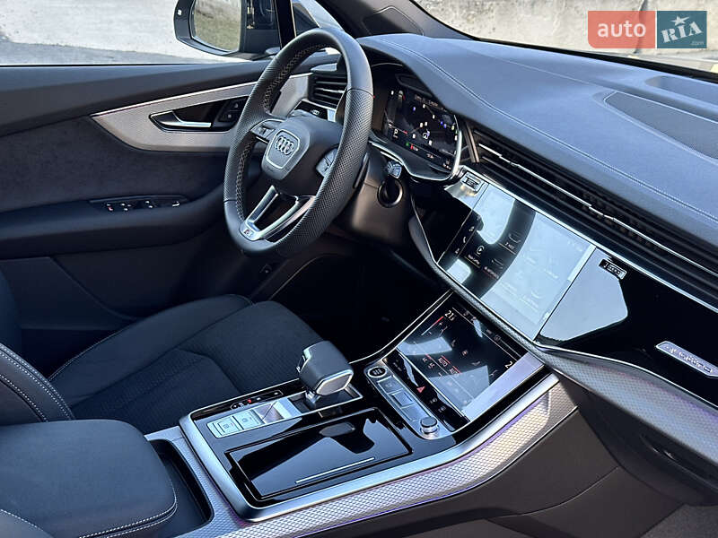 Внедорожник / Кроссовер Audi Q7 2025 в Киеве