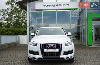 Внедорожник / Кроссовер Audi Q7 2015 в 