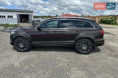 Внедорожник / Кроссовер Audi Q7 2011 в 