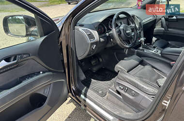 Внедорожник / Кроссовер Audi Q7 2011 в 