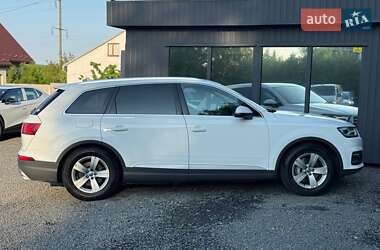 Внедорожник / Кроссовер Audi Q7 2015 в 