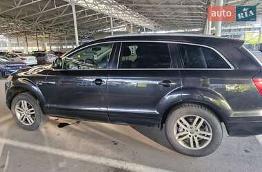 Внедорожник / Кроссовер Audi Q7 2007 в 