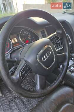 Внедорожник / Кроссовер Audi Q7 2007 в 