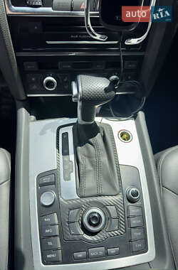 Внедорожник / Кроссовер Audi Q7 2014 в 