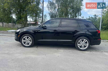 Позашляховик / Кросовер Audi Q7 2017 в 