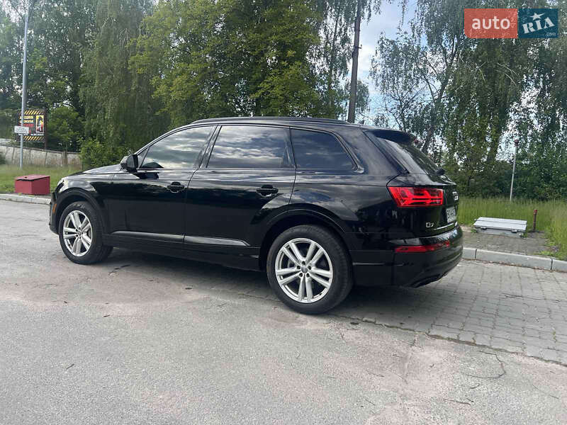 Внедорожник / Кроссовер Audi Q7 2017 в Тернополе