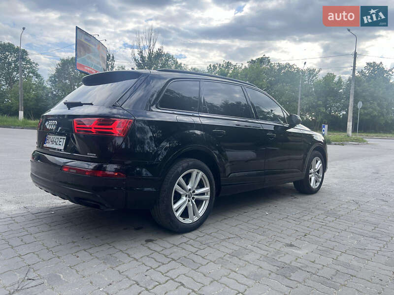 Внедорожник / Кроссовер Audi Q7 2017 в Тернополе