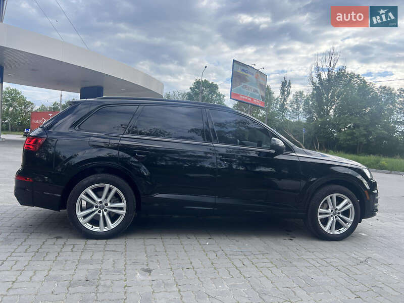 Внедорожник / Кроссовер Audi Q7 2017 в Тернополе