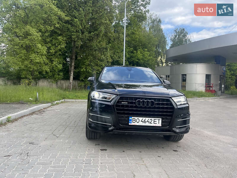 Внедорожник / Кроссовер Audi Q7 2017 в Тернополе