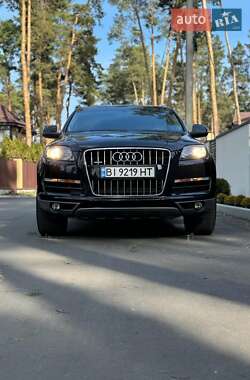 Внедорожник / Кроссовер Audi Q7 2011 в 