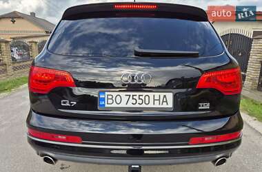 Внедорожник / Кроссовер Audi Q7 2014 в 