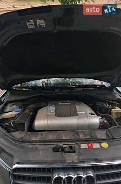 Внедорожник / Кроссовер Audi Q7 2006 в 