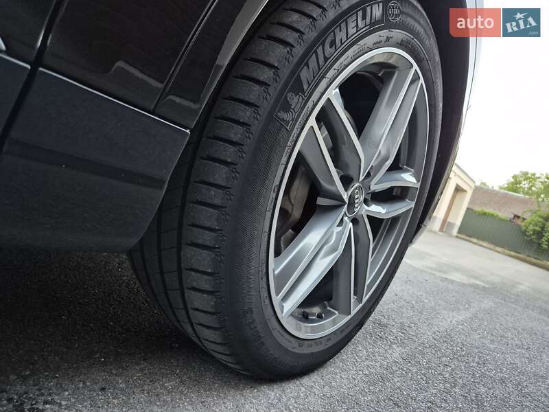 Позашляховик / Кросовер Audi Q7 2017 в Вінниці