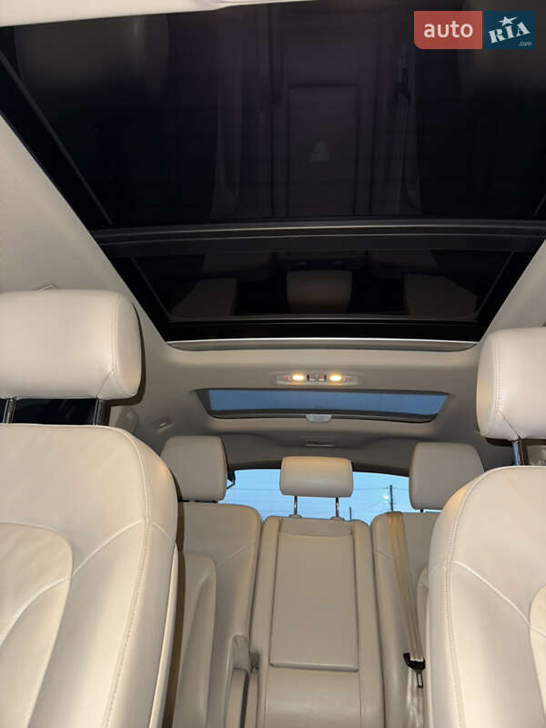 Позашляховик / Кросовер Audi Q7 2013 в Луцьку