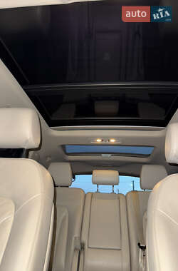 Внедорожник / Кроссовер Audi Q7 2013 в 
