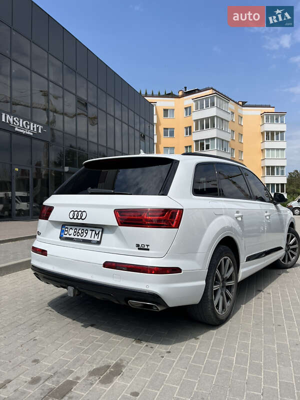 Внедорожник / Кроссовер Audi Q7 2017 в Львове