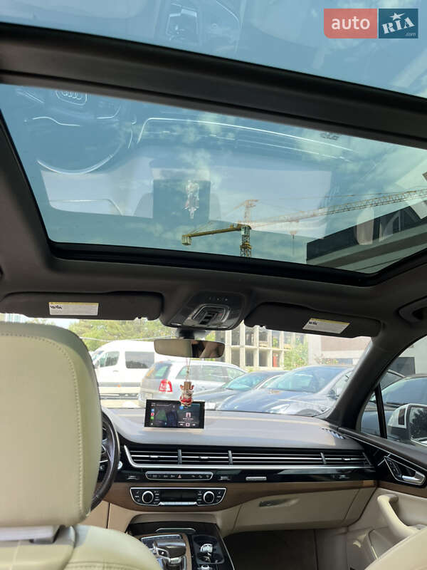 Внедорожник / Кроссовер Audi Q7 2017 в Львове