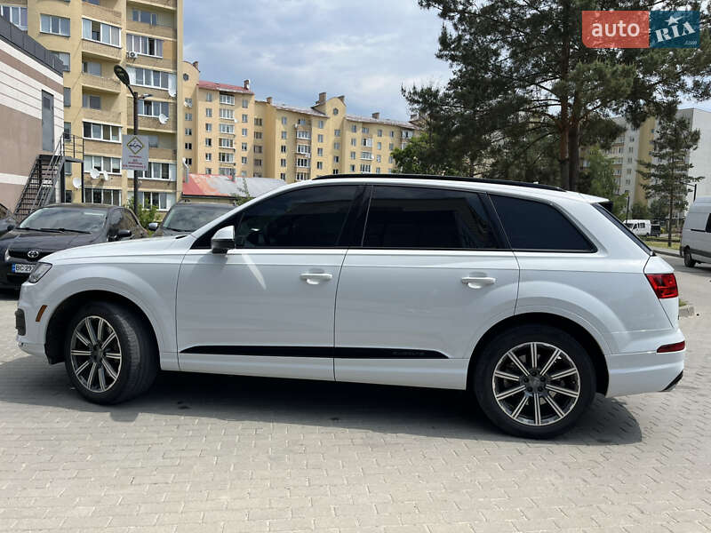 Внедорожник / Кроссовер Audi Q7 2017 в Львове