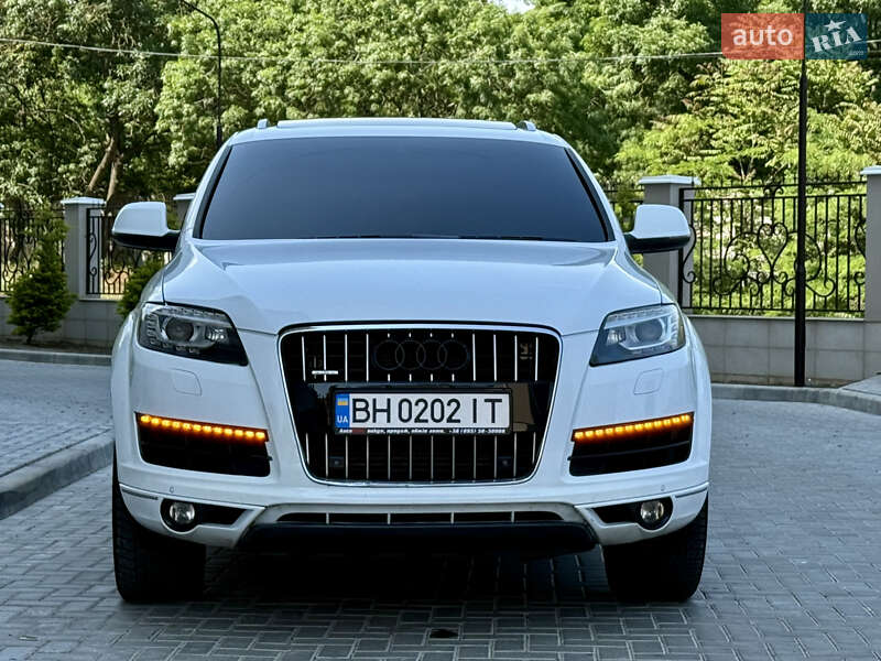 Внедорожник / Кроссовер Audi Q7 2014 в Одессе
