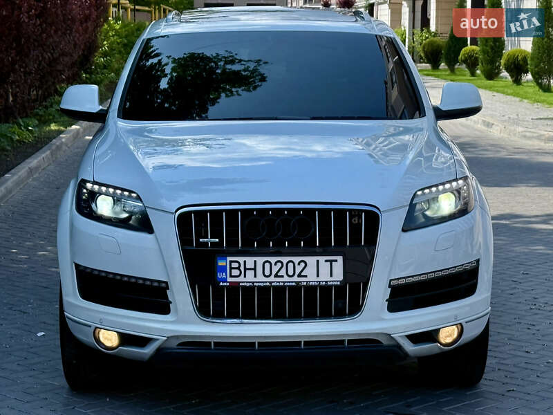 Внедорожник / Кроссовер Audi Q7 2014 в Одессе