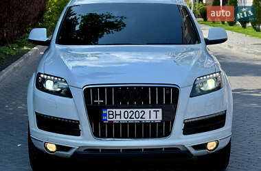 Позашляховик / Кросовер Audi Q7 2014 в 