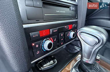 Позашляховик / Кросовер Audi Q7 2014 в 