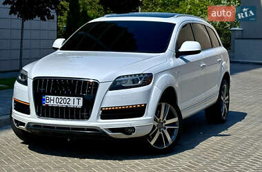 Позашляховик / Кросовер Audi Q7 2014 в 