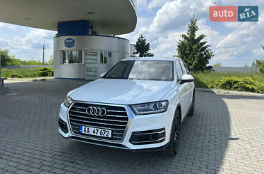 Внедорожник / Кроссовер Audi Q7 2015 в Подгайцах