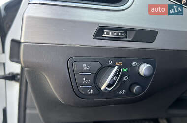 Внедорожник / Кроссовер Audi Q7 2015 в 