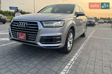 Позашляховик / Кросовер Audi Q7 2016 в Львові