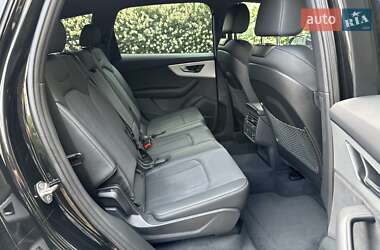 Внедорожник / Кроссовер Audi Q7 2024 в 