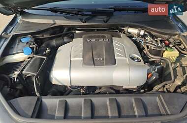 Внедорожник / Кроссовер Audi Q7 2008 в 