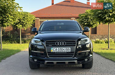Позашляховик / Кросовер Audi Q7 2008 в 