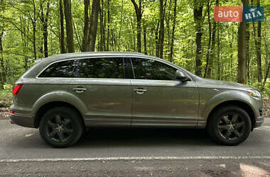 Внедорожник / Кроссовер Audi Q7 2013 в 