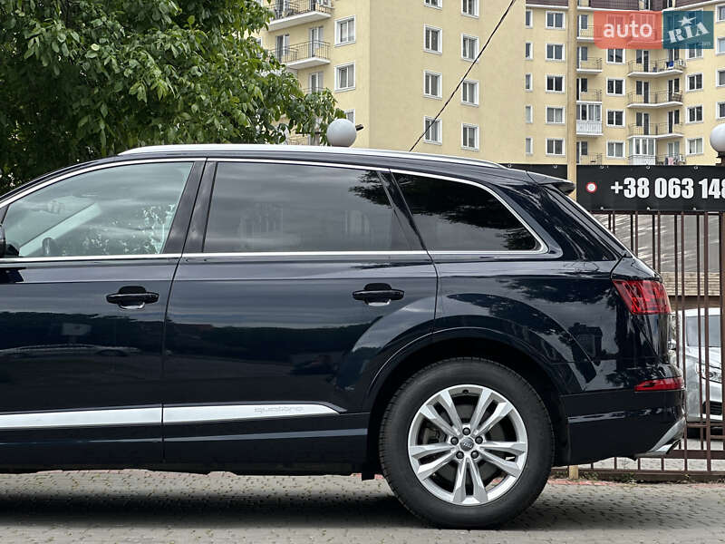 Внедорожник / Кроссовер Audi Q7 2017 в Одессе